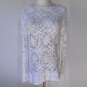 Liz Claiborne Women’s Openwork Crochet Floral Lace  Top Scallop Hem Size Medium